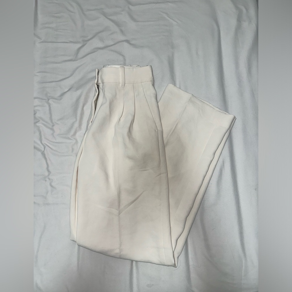 ARITZIA Effortless Pants various sizes - Picture 4 of 12